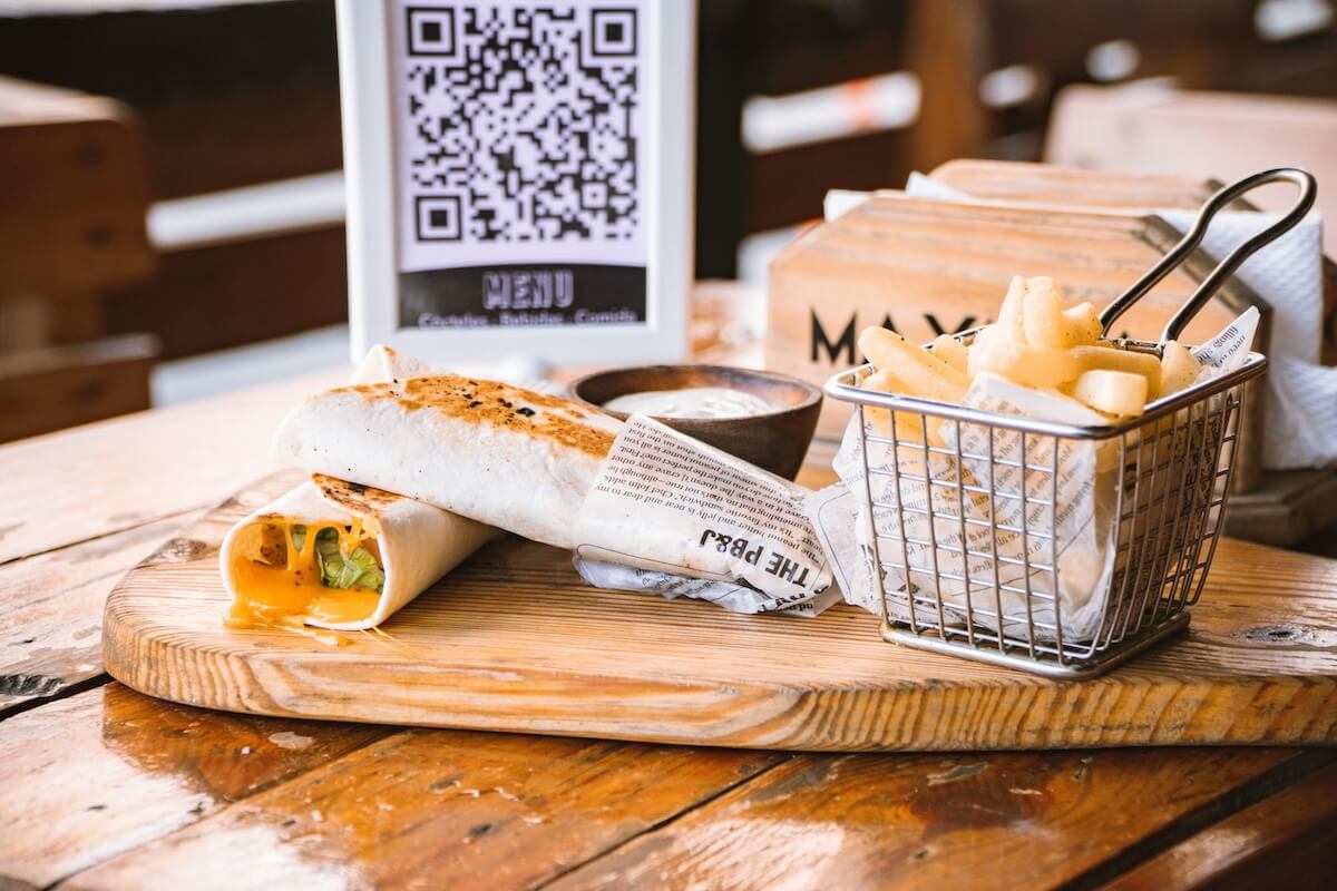 How Restaurants Can Leverage T.LY QR Codes for Menus